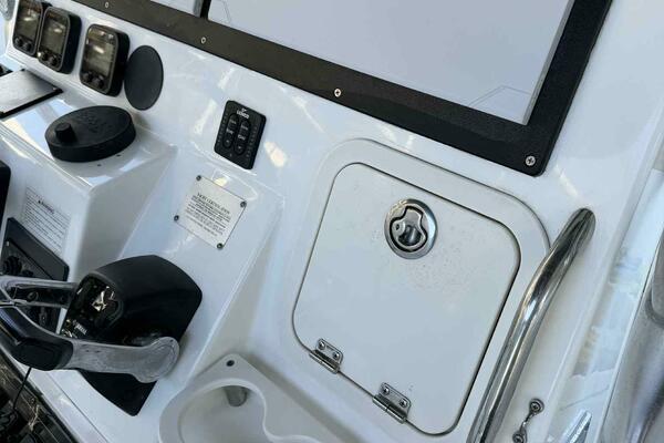 32ft Century Yacht For Sale