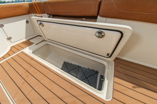 Scout 42LXF Yacht For Sale