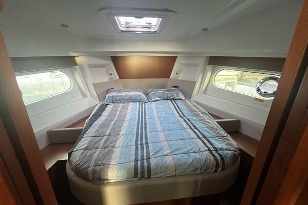 Isabelle 34ft Beneteau Yacht For Sale