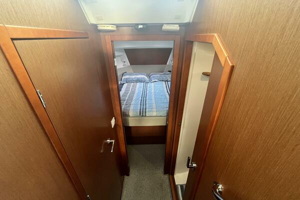 Isabelle 34ft Beneteau Yacht For Sale