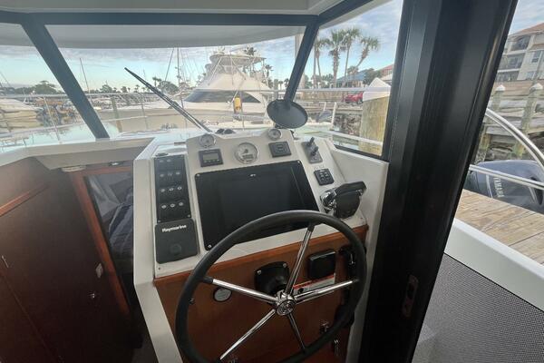 Isabelle 34ft Beneteau Yacht For Sale