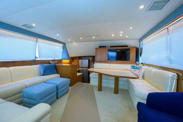 Post Convertible Yacht For Sale