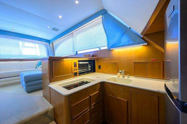 Post Convertible Yacht For Sale