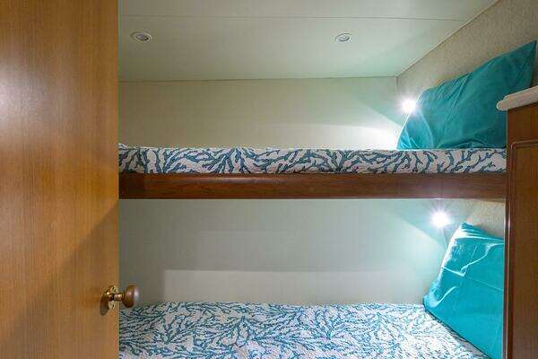 Post Convertible Yacht For Sale