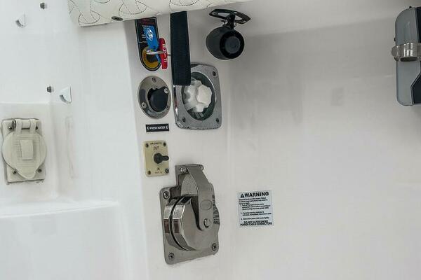 R amp R 5 47ft Intrepid Yacht For Sale