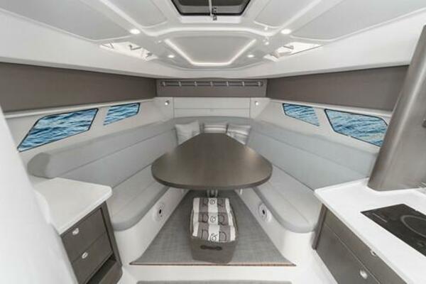 R amp R 5 47ft Intrepid Yacht For Sale