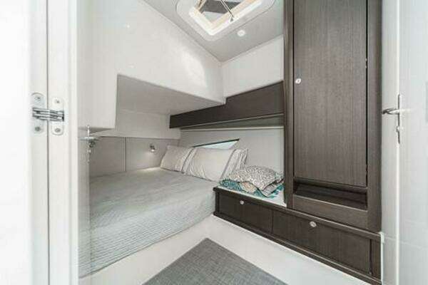 Intrepid 477 Evolution Yacht For Sale