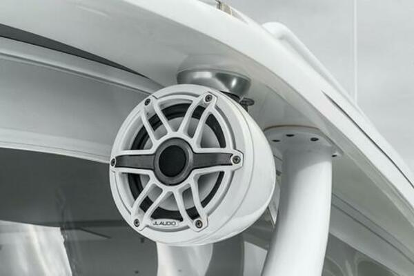 R amp R 5 47ft Intrepid Yacht For Sale