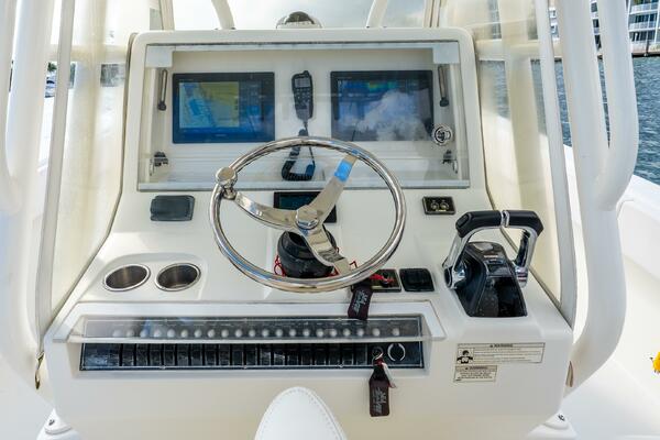 34ft SeaVee Yacht For Sale