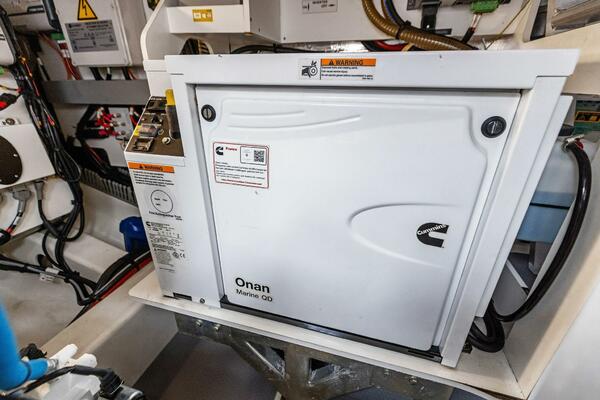 2022 Prestige 420 FLybridge SO FLY 