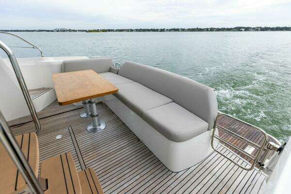 Prestige 420 Yacht For Sale