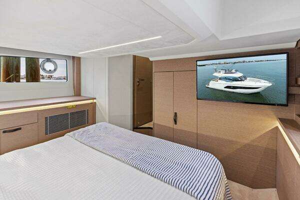 Prestige 420 Yacht For Sale