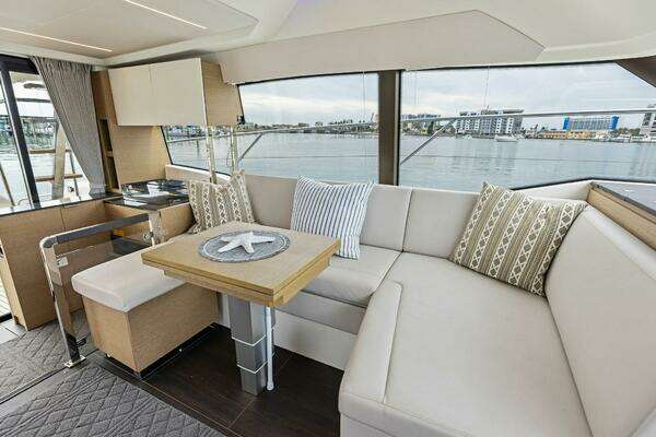 Prestige 420 Yacht For Sale