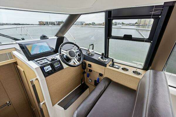 Prestige 420 Yacht For Sale
