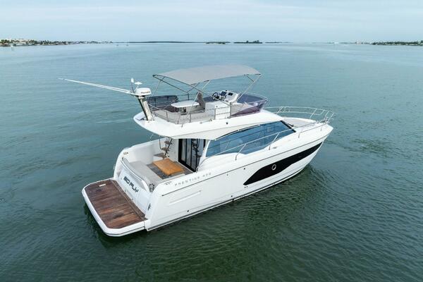 2022 Prestige 420 FLybridge SO FLY 
