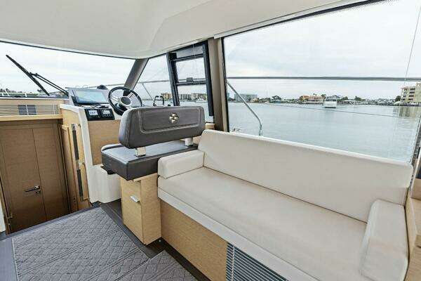 Prestige 420 Yacht For Sale