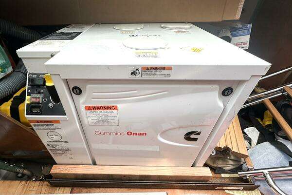 Beneteau Swift Trawler 34 Yacht For Sale