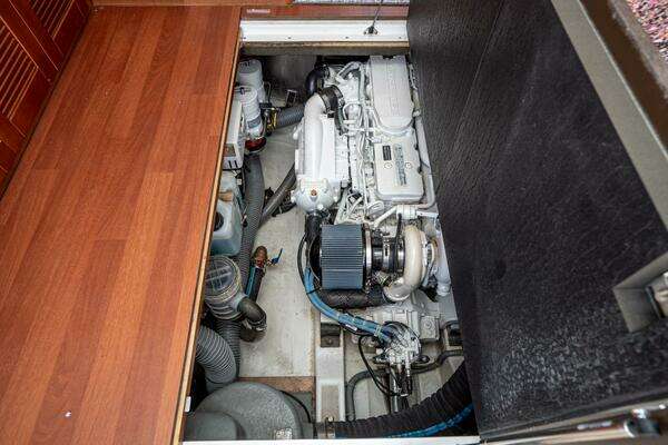 Beneteau Swift Trawler 34 Yacht For Sale