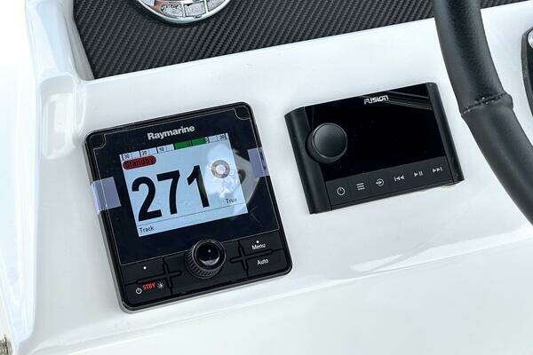 Beneteau Swift Trawler 34 Yacht For Sale