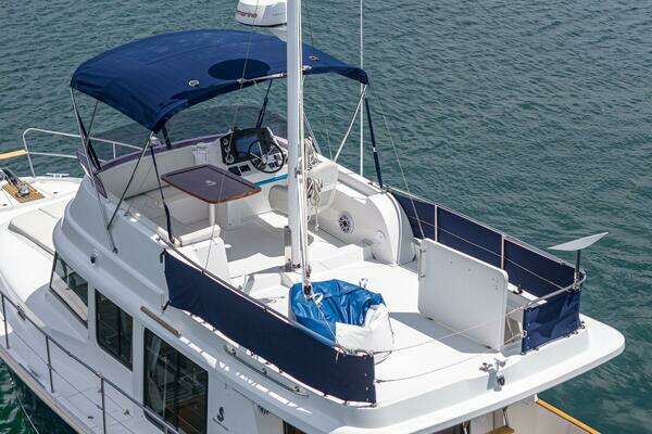 Beneteau Swift Trawler 34 Yacht For Sale