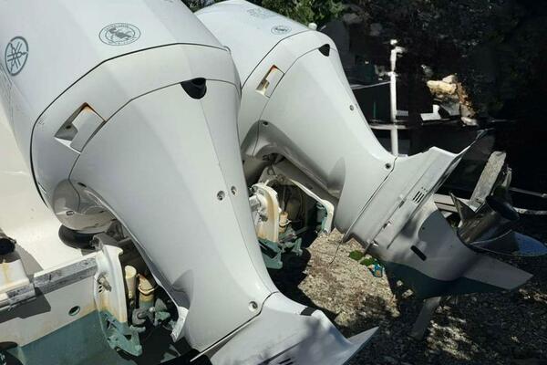 30ft Robalo Yacht For Sale