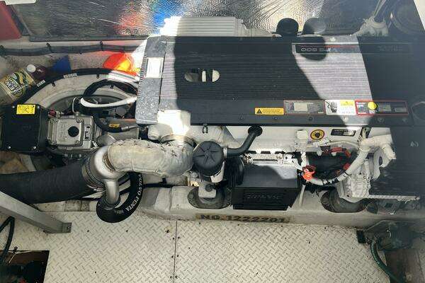 2008 Cruisers Yachts 39