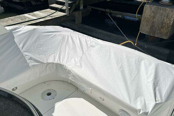 2008 Cruisers Yachts 39