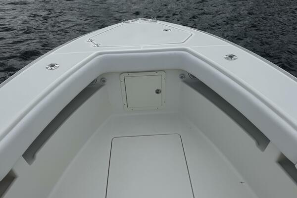 32ft SeaVee Yacht For Sale