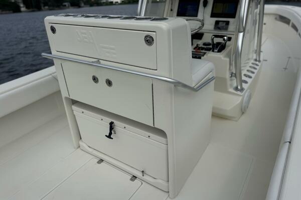 32ft SeaVee Yacht For Sale