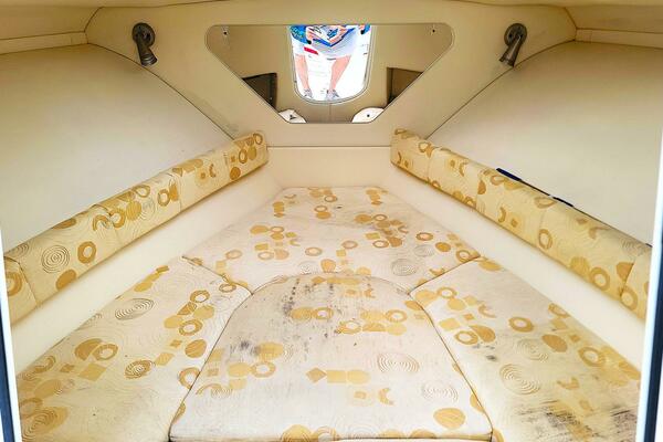 30ft Wellcraft Yacht For Sale