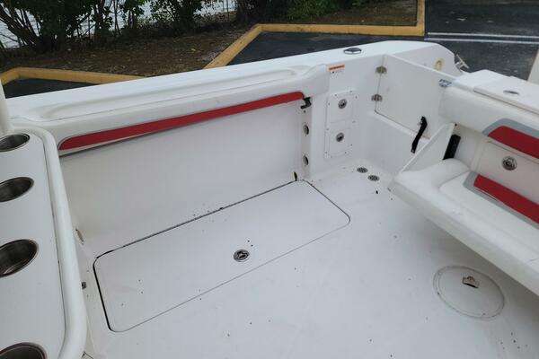 30ft Wellcraft Yacht For Sale