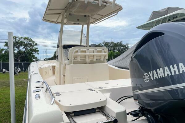 25ft Grady White Yacht For Sale