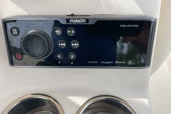 25ft Grady White Yacht For Sale