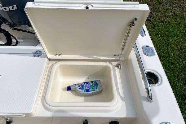 25ft Grady White Yacht For Sale