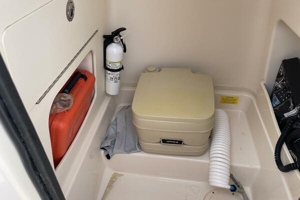 25ft Grady White Yacht For Sale