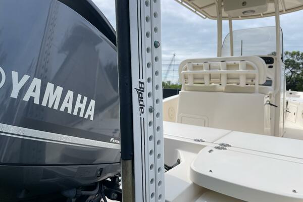 25ft Grady White Yacht For Sale