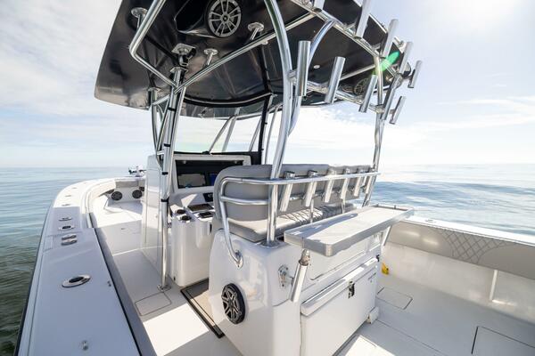 39ft Contender Yacht For Sale