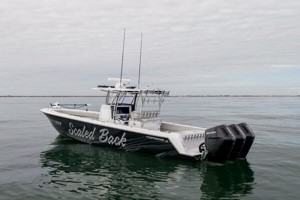 39ft Contender Yacht For Sale