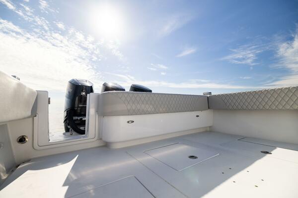 39ft Contender Yacht For Sale