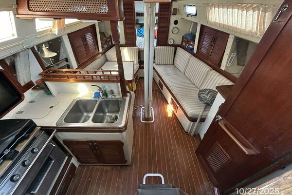 36' S2 salon forward