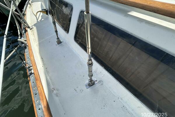 36' S2 standing rigging5