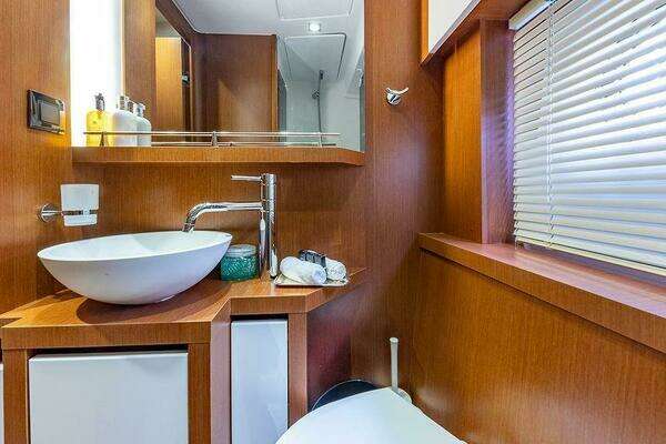 Beneteau Gran Turismo 44 Yacht For Sale