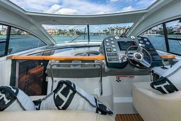 Beneteau Gran Turismo 44 Yacht For Sale