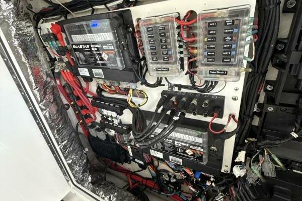 Scungilli 35ft Sportsman Yacht For Sale