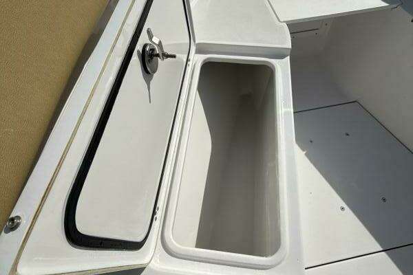 Sportsman 352 Open Yacht For Sale