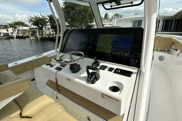 Sportsman 352 Open Yacht For Sale