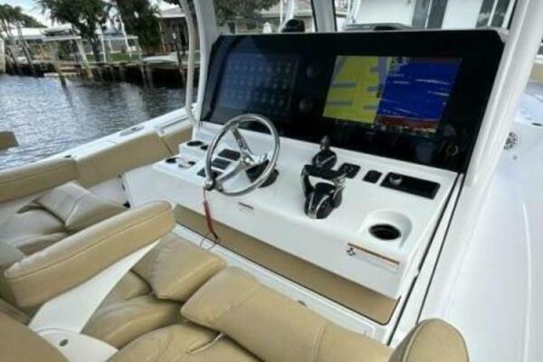 Scungilli 35ft Sportsman Yacht For Sale