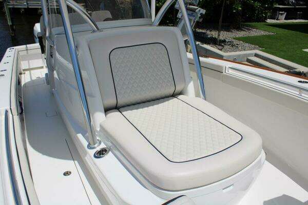 Valhalla Boatworks V33 Yacht For Sale