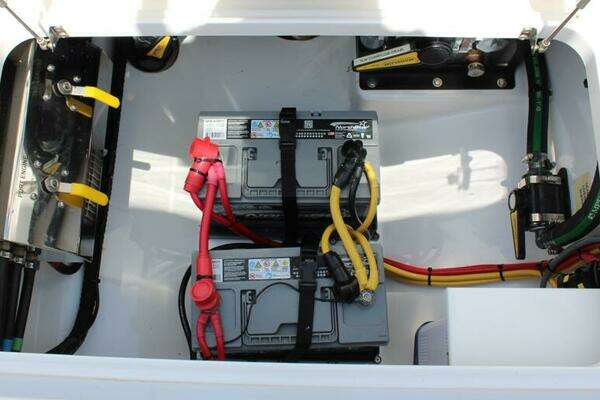 Valhalla Boatworks V33 Yacht For Sale