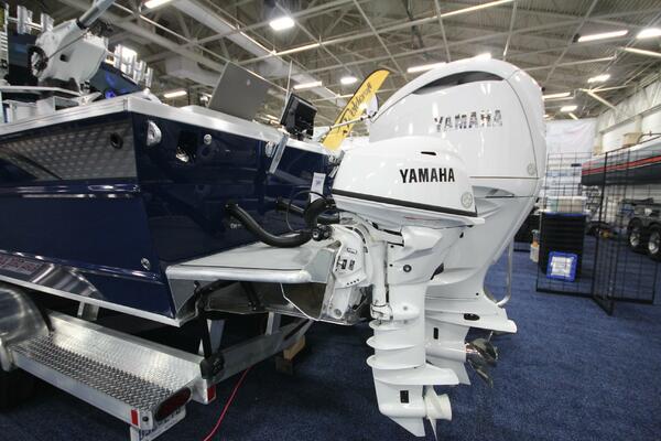 Boat Show Special Pricing 26ft Weldcraft Yacht For Sale